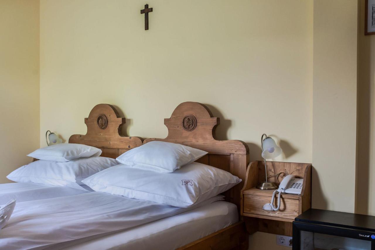 Szent Gellert Borhaz Es Vendegfogado Bed and Breakfast Makó Eksteriør billede