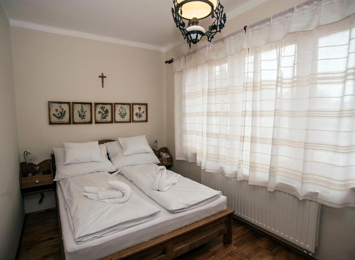 Szent Gellert Borhaz Es Vendegfogado Bed and Breakfast Makó Eksteriør billede